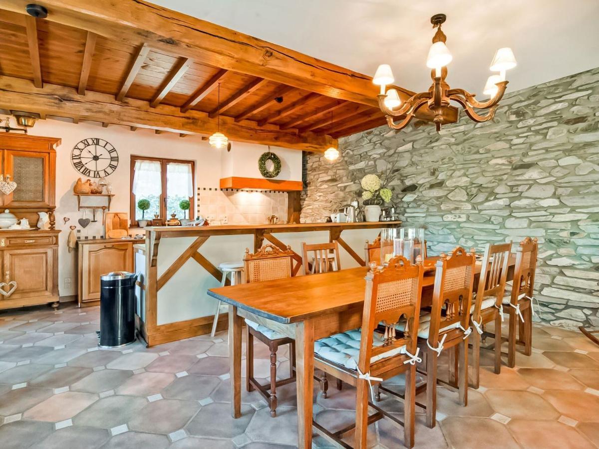 Luring In With Garden Holiday home